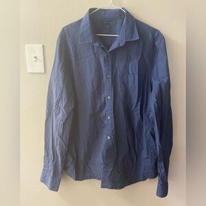 Men’s Perry Ellis Slim Fit size XL Blue and Black Plaid Long Sleeve Button Down